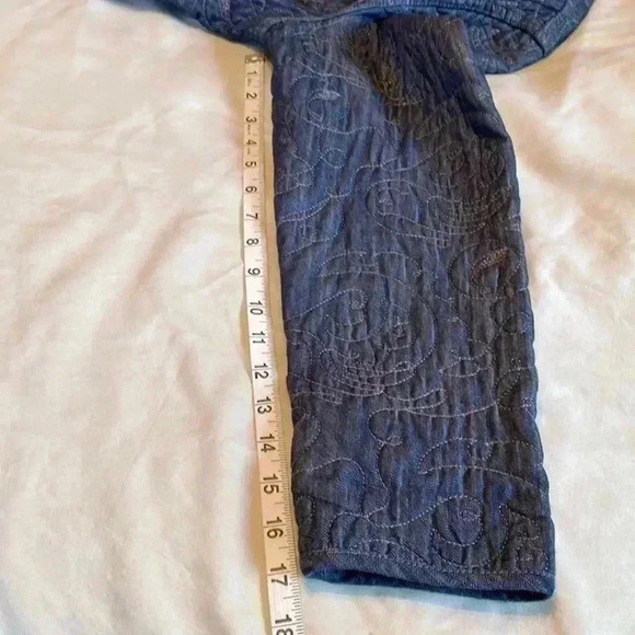 Woman’s Reversible Quilted Jacket Coat. Denim And Floral. Size L/XL. - Picture 10 of 10